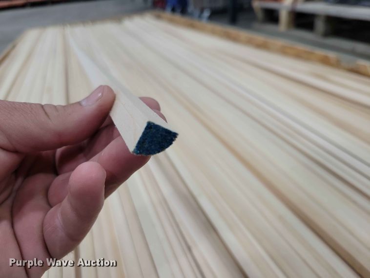 image for item DZ7224 Quarter Round floor wood trim