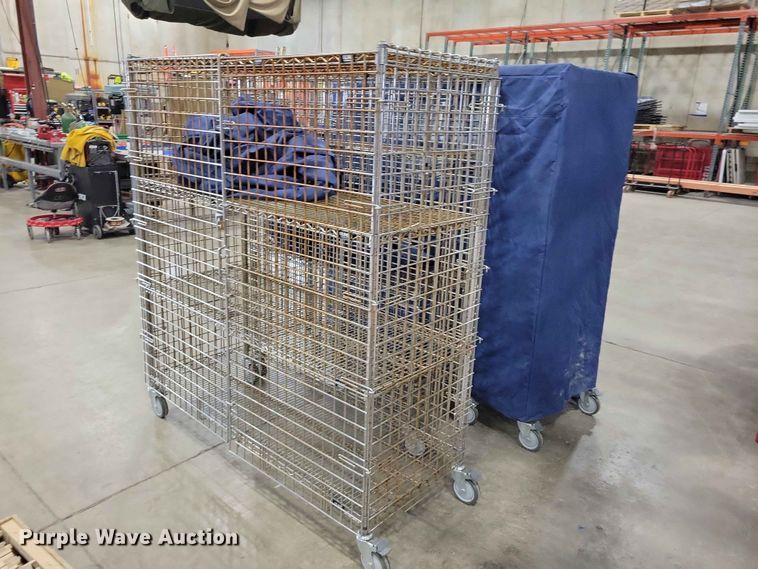 image for item DZ7225 Uline (3) Uline carts