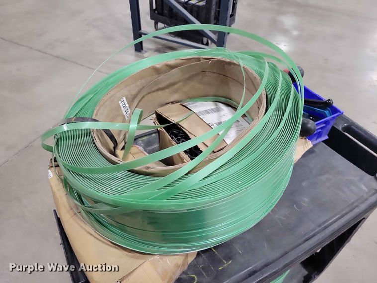 image for item DZ7226 Uline pallet banding system