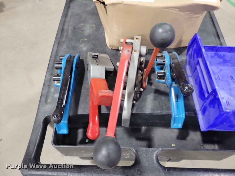 image for item DZ7226 Uline pallet banding system