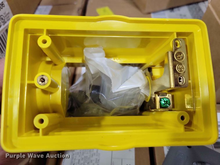 image for item DZ7228 Hubbell electrical fittings