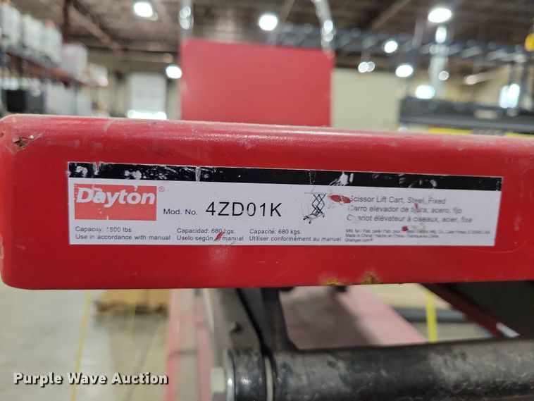 image for item DZ7229 (12) lift tables