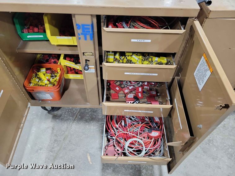 image for item DZ7232 (2) Knaack cabinets