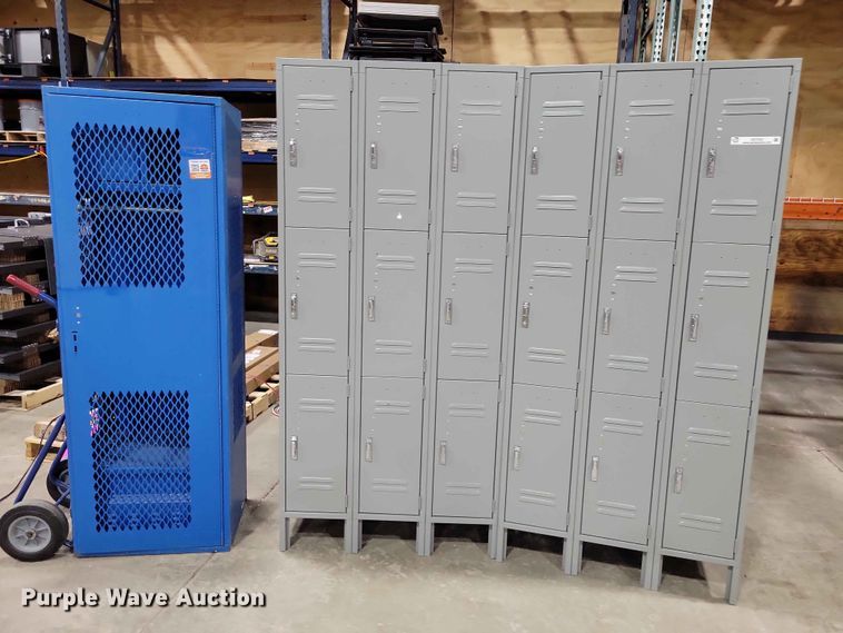 image for item DZ7233 (3) Uline lockers