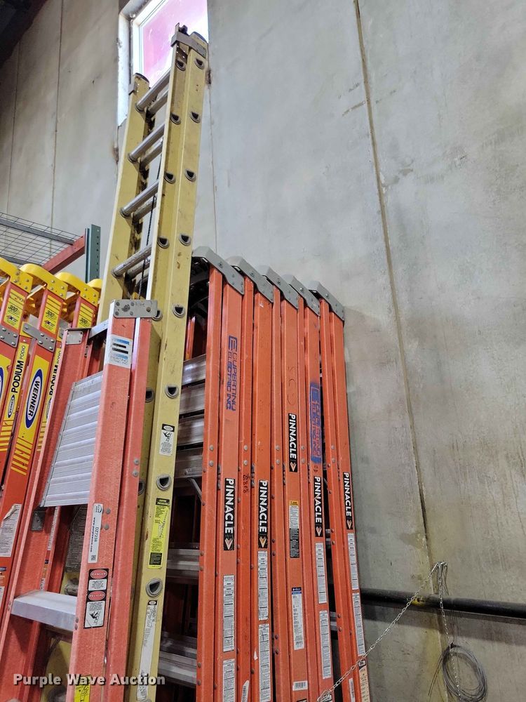 image for item DZ7238 (7) Louisville ladders