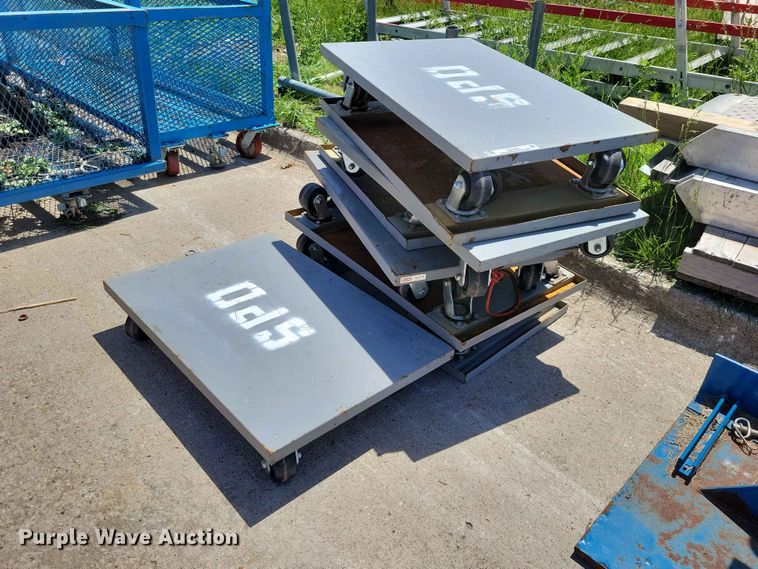 (9) carts