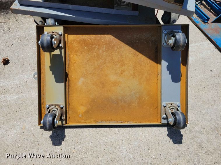 image for item DZ7253 (9) carts