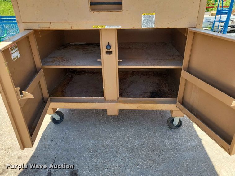 image for item DZ7255 Knaack cart