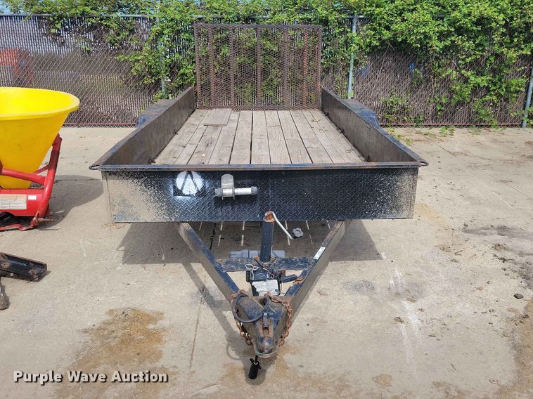 image for item DZ7267 2014 H&H utility trailer
