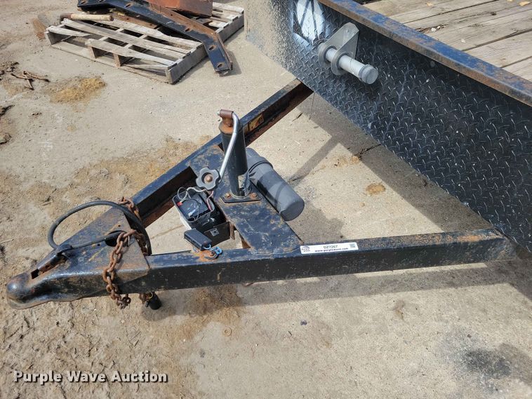 image for item DZ7267 2014 H&H utility trailer