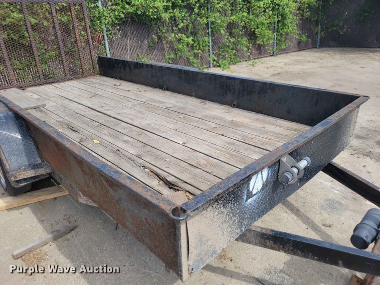 image for item DZ7267 2014 H&H utility trailer