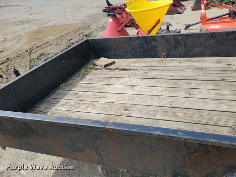 image for item DZ7267 2014 H&H utility trailer