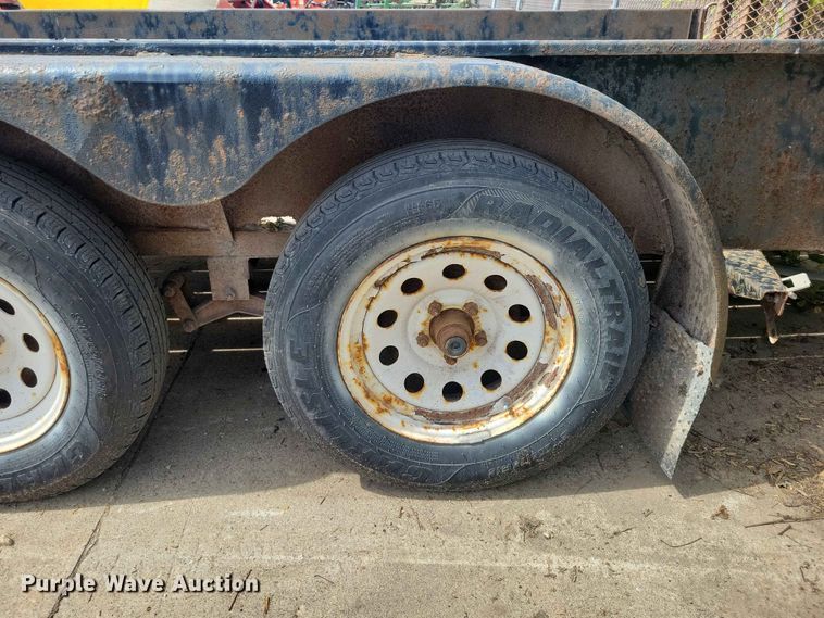 image for item DZ7267 2014 H&H utility trailer