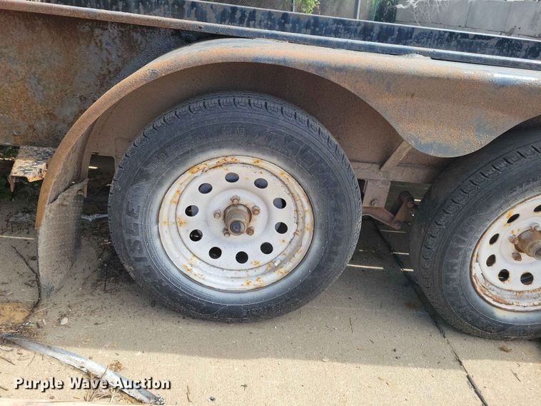 image for item DZ7267 2014 H&H utility trailer