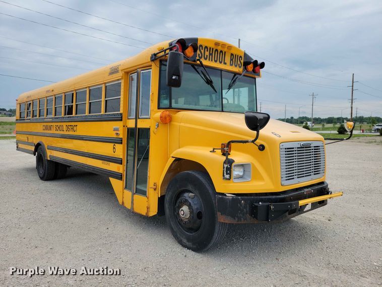 image for item DZ7271 2006 Freightliner  FS65 school bus