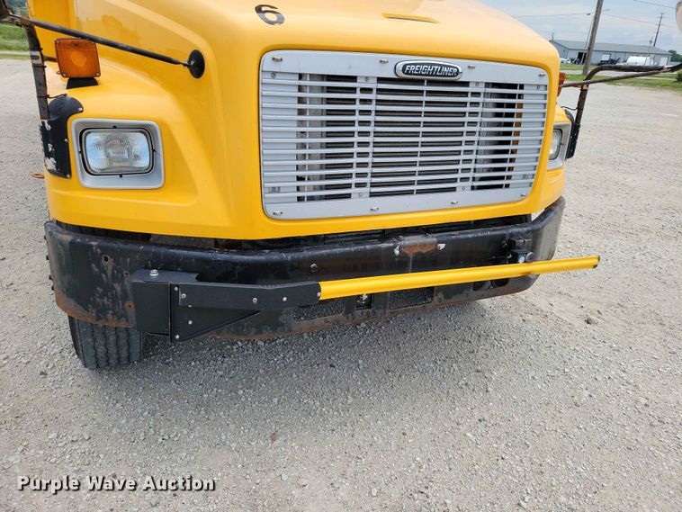 image for item DZ7271 2006 Freightliner  FS65 school bus