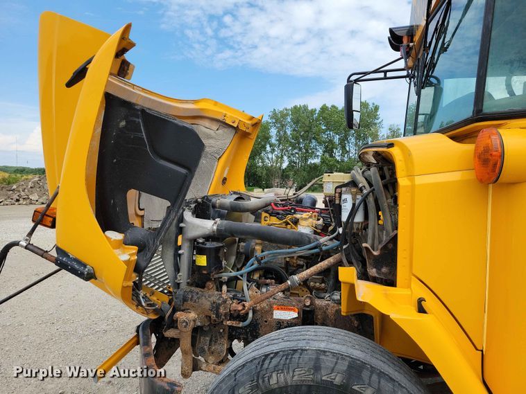 image for item DZ7271 2006 Freightliner  FS65 school bus