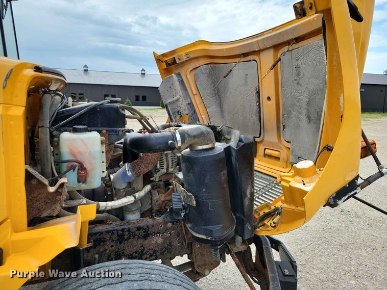 image for item DZ7271 2006 Freightliner  FS65 school bus
