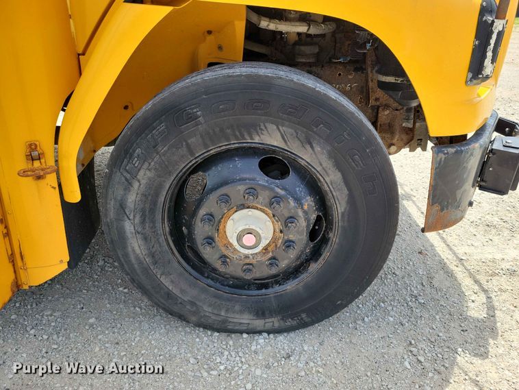 image for item DZ7271 2006 Freightliner  FS65 school bus