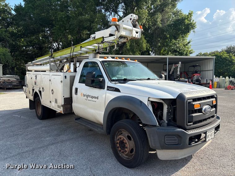 image for item EA7294 2012 Ford F450 Super Duty bucket truck
