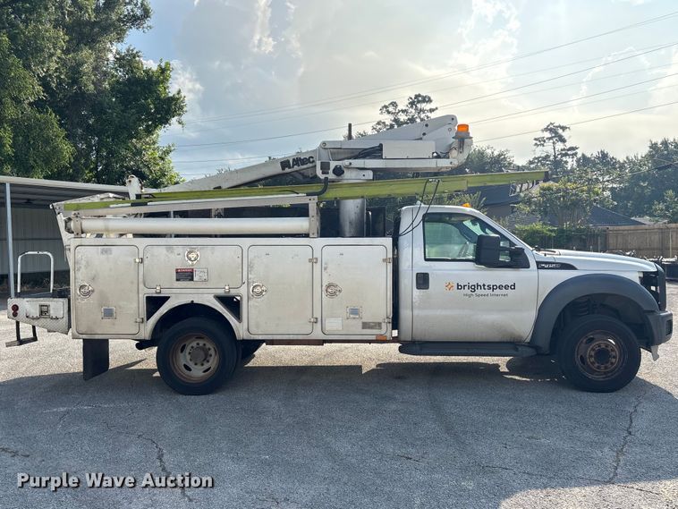 image for item EA7294 2012 Ford F450 Super Duty bucket truck