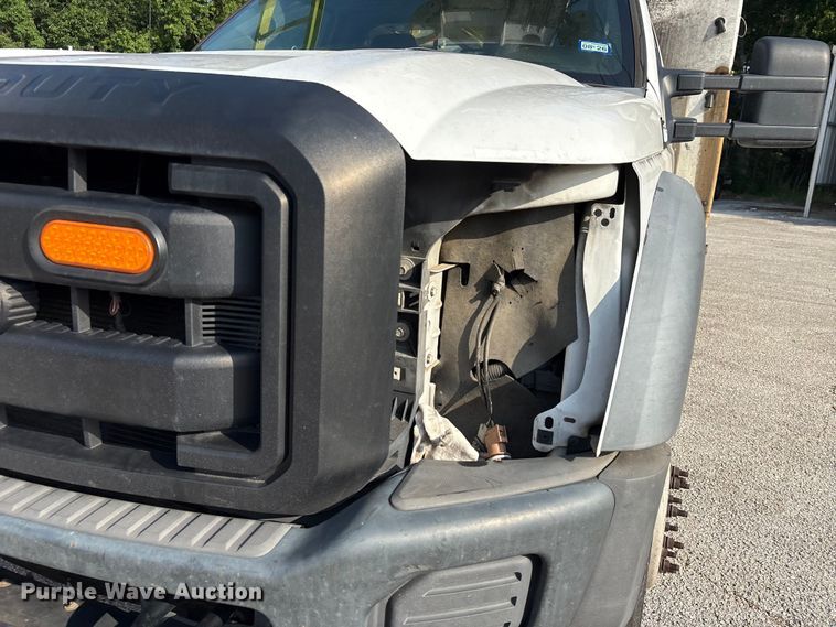 image for item EA7294 2012 Ford F450 Super Duty bucket truck