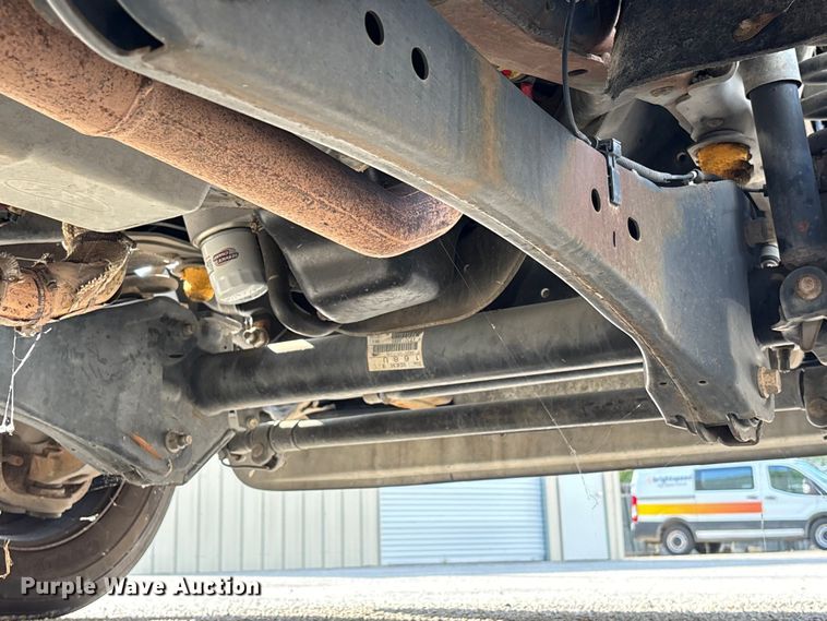 image for item EA7294 2012 Ford F450 Super Duty bucket truck