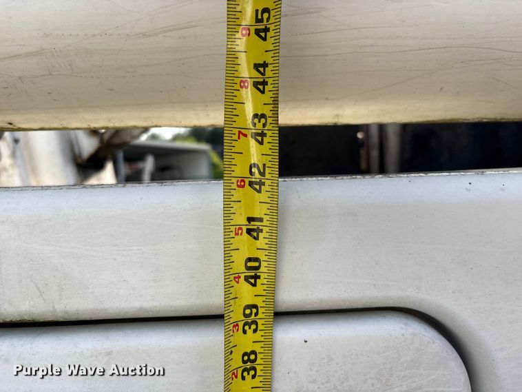 image for item EA7294 2012 Ford F450 Super Duty bucket truck
