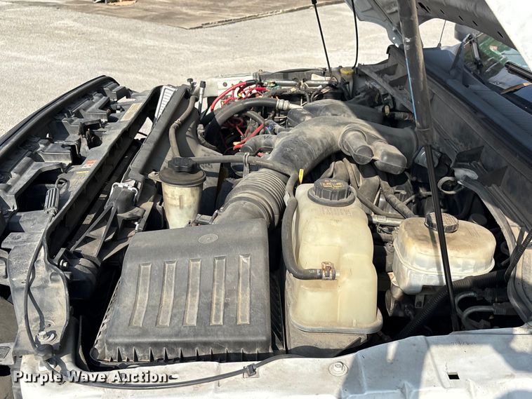 image for item EA7294 2012 Ford F450 Super Duty bucket truck