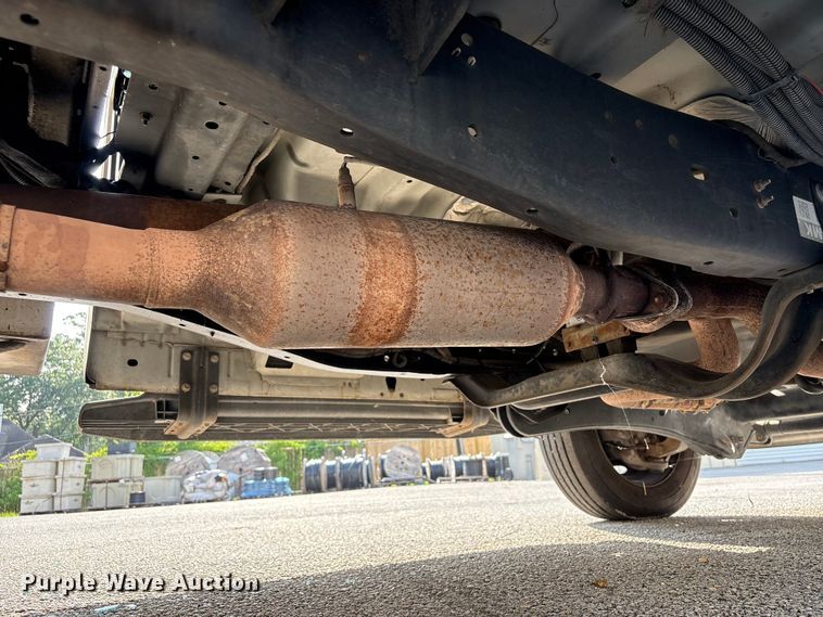 image for item EA7294 2012 Ford F450 Super Duty bucket truck