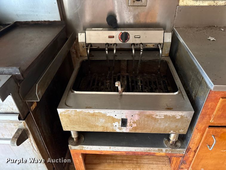 image for item EA7296 Skid mounted mobile galley
