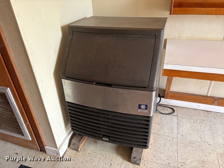 image for item EA7296 Skid mounted mobile galley