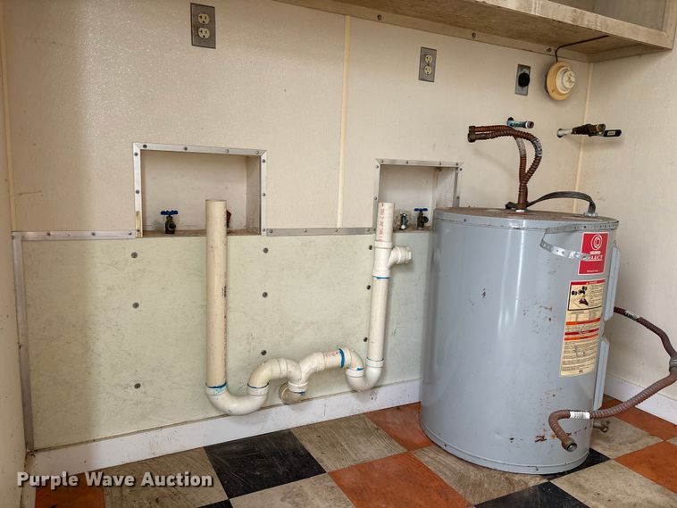 image for item EA7297 Skid mounted laundry facility