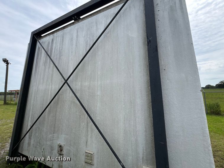 image for item EA7298 Skid mounted laundry facility