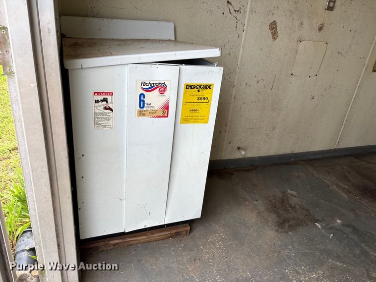 image for item EA7298 Skid mounted laundry facility