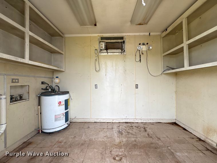 image for item EA7300 Skid mounted laundry facility