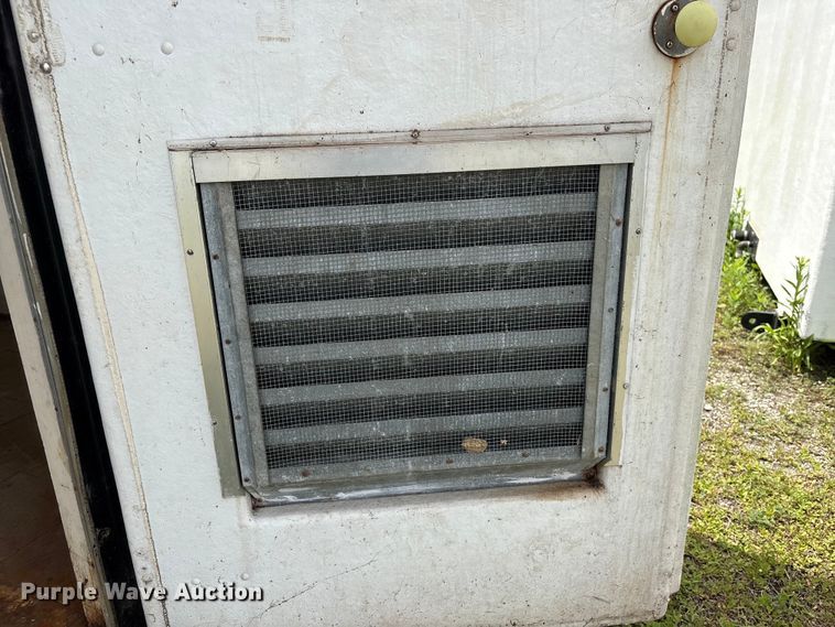 image for item EA7300 Skid mounted laundry facility