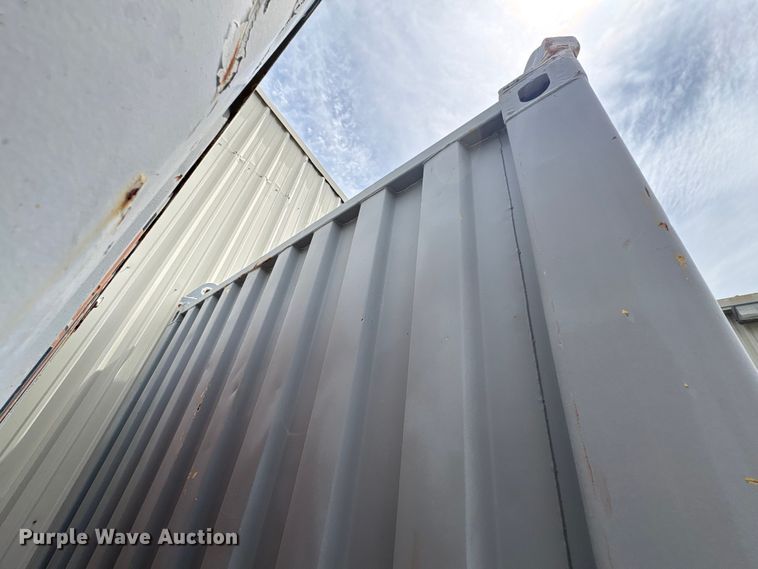 image for item EA7301 2006 shipping container