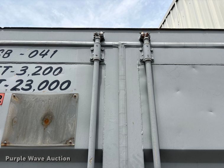 image for item EA7301 2006 shipping container