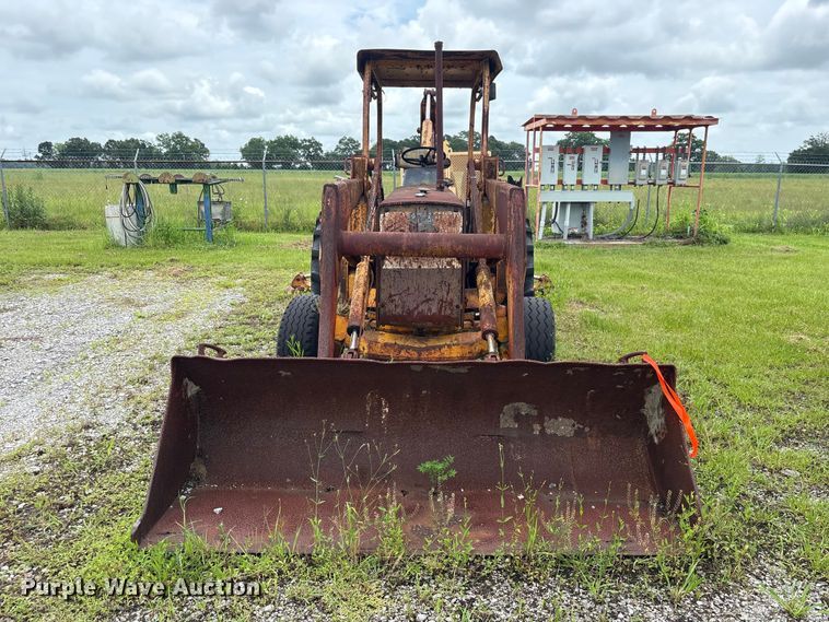 image for item EA7303 John Deere 410 backhoe