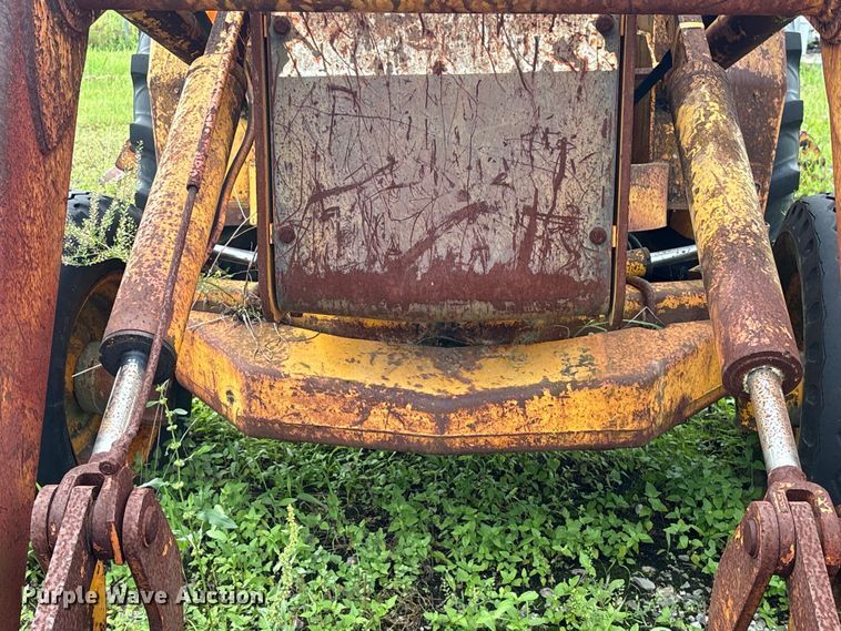 image for item EA7303 John Deere 410 backhoe
