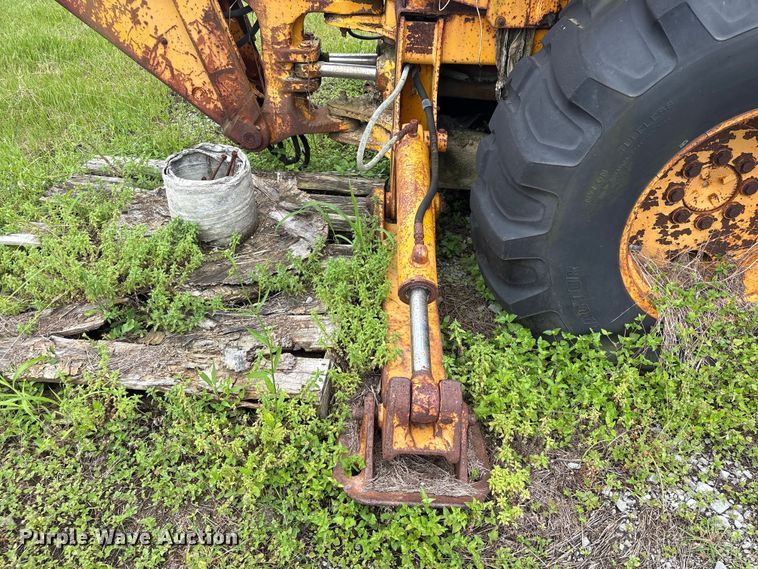 image for item EA7303 John Deere 410 backhoe