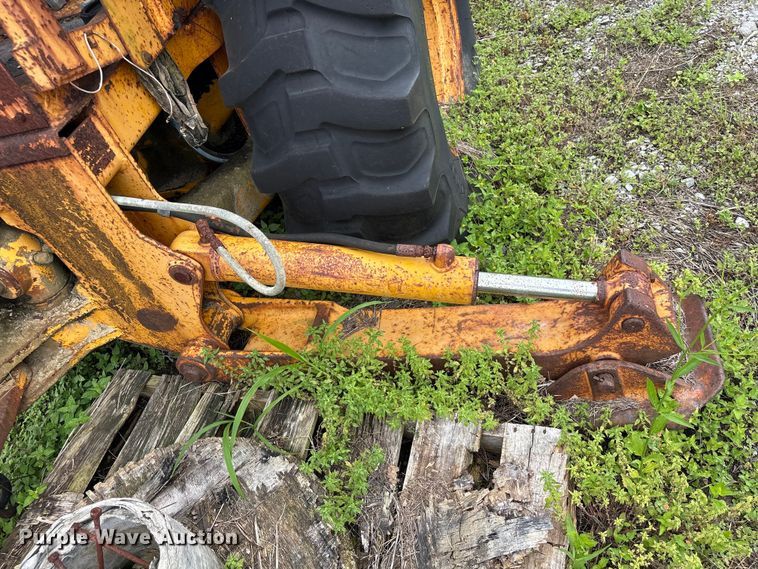 image for item EA7303 John Deere 410 backhoe