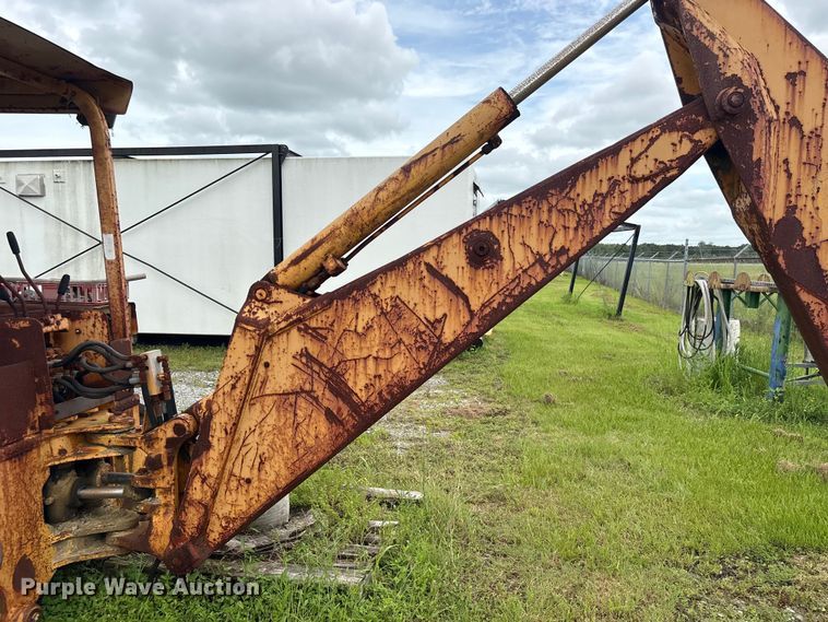 image for item EA7303 John Deere 410 backhoe