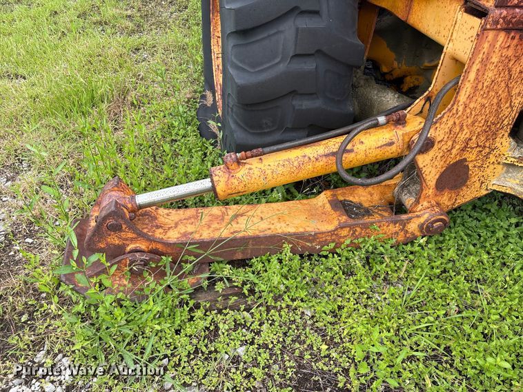 image for item EA7303 John Deere 410 backhoe