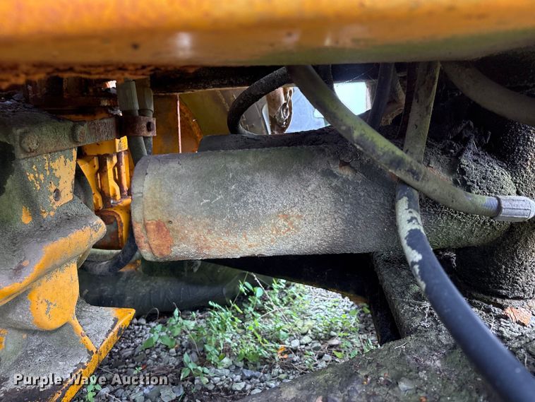 image for item EA7303 John Deere 410 backhoe
