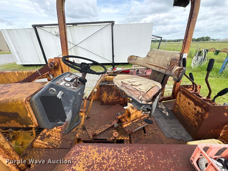 image for item EA7303 John Deere 410 backhoe