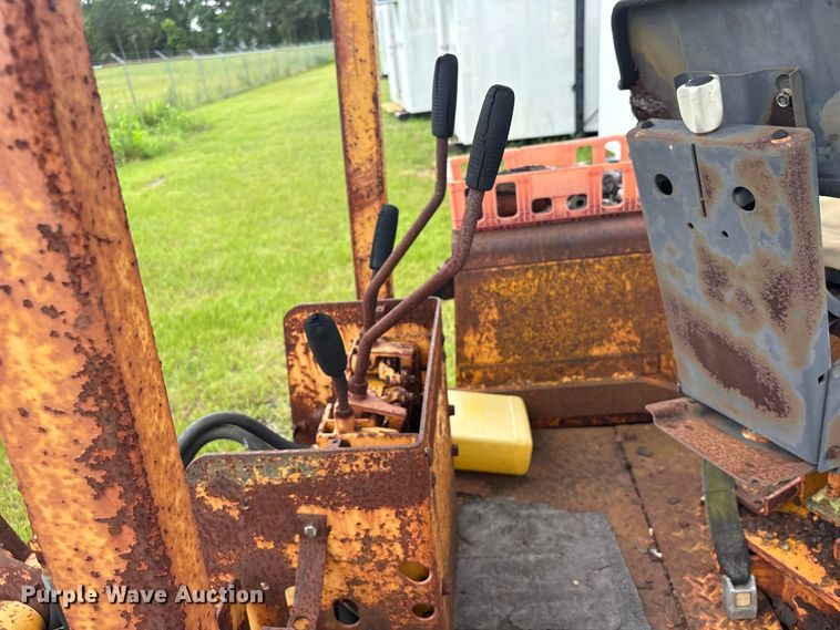 image for item EA7303 John Deere 410 backhoe