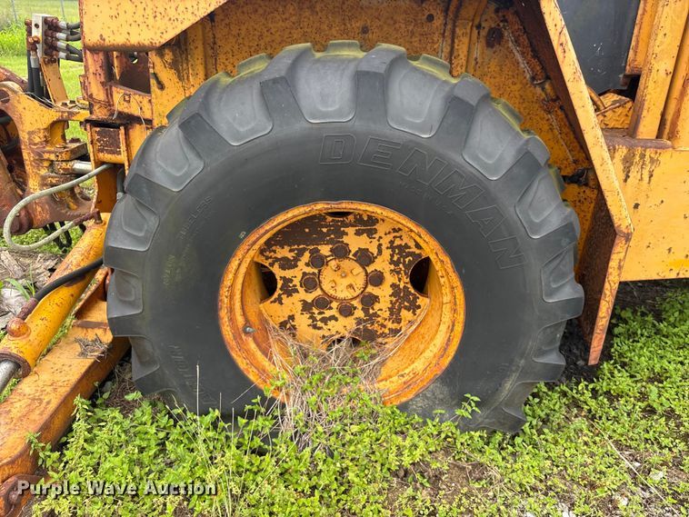 image for item EA7303 John Deere 410 backhoe