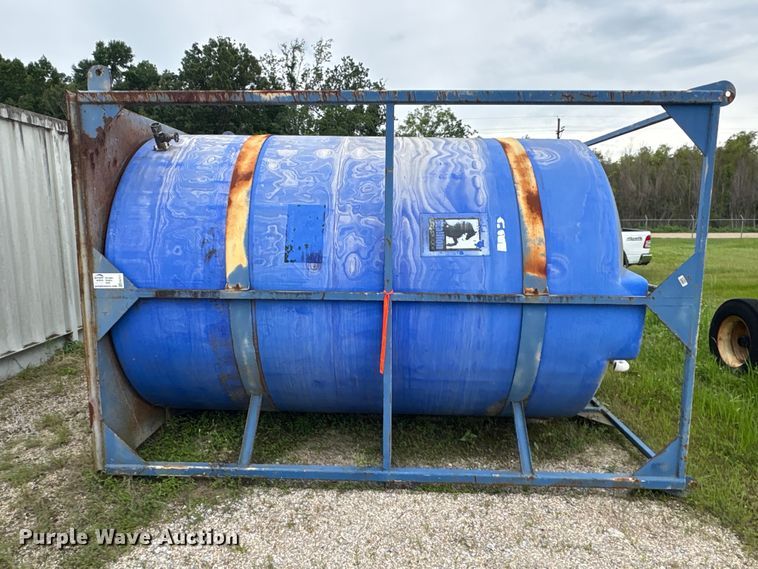 image for item EA7311 3,500 Gallon Skid Mounted Water Tank
